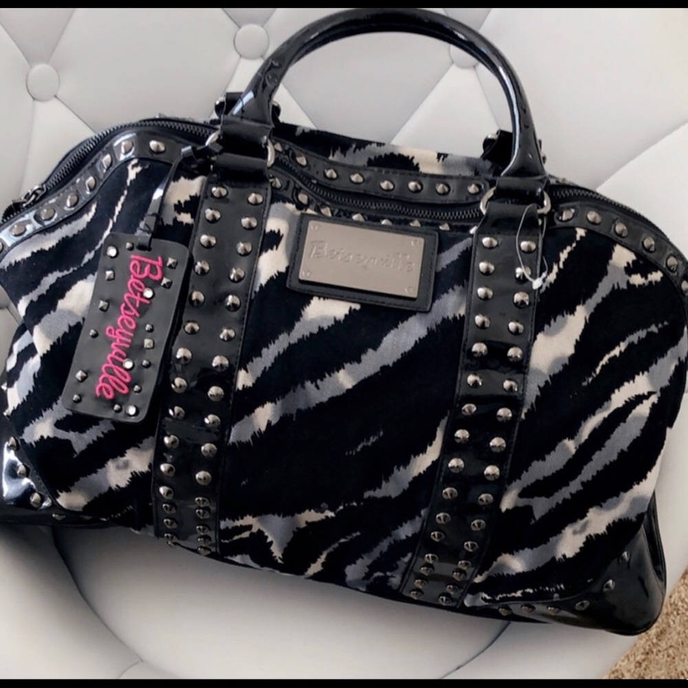 Betsey Johnson Betsyville Weekend Bag